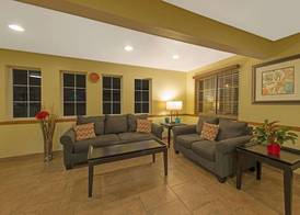 Days Inn by Wyndham Cameron 2