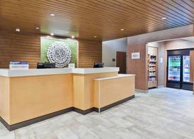 Fairfield Inn & Suites by Marriott Goshen 2