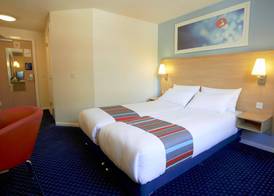 TRAVELODGE Middlewich 5