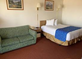 Travelodge by Wyndham Cedar City 4