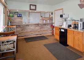 Americas Best Value Inn Ozona 3