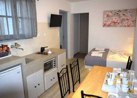 Tinos Heritage Plateia 3