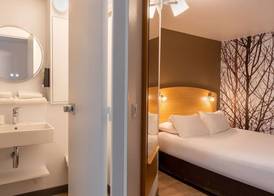 Sure Hotel by Best Western Plaisir 5