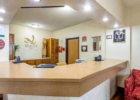 Quality Inn Sheboygan North I-43 2