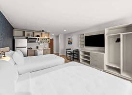 MainStay Suites Columbus North - Worthington 5