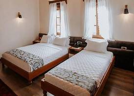 KERCULLA Resort 3