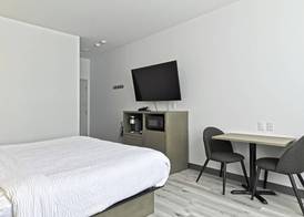 Repotel Levis 5