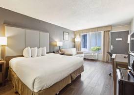 Ramada by Wyndham Houma 4