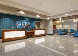 Drury Plaza Hotel Columbia East 2