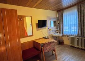 Hotel Restaurant Freihof 4
