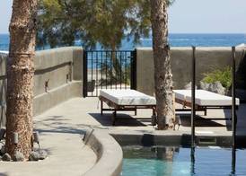 Oscar Beachfront Suites - Adults Only 3