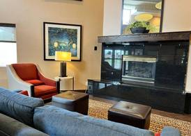 Comfort Suites Louisville East 2
