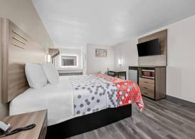 Econo Lodge Biloxi Beach 4