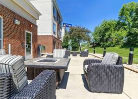 Comfort Suites 4