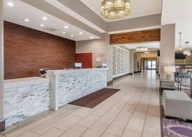 Comfort Inn Brooklyn Center 5