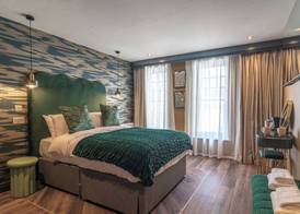 Howfield Hotel 2