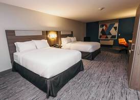 Holiday Inn Express & Suites URBANDALE DES MOINES by IHG 4