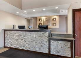 Comfort Inn Manchester Airport 2
