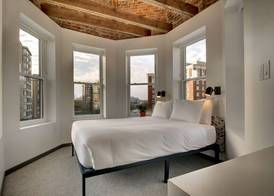 Hotel Hive 5