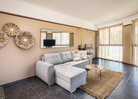 Central Park Residence 4