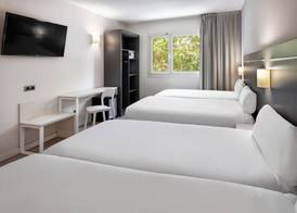 B&B HOTEL Barcelona Rubí 5