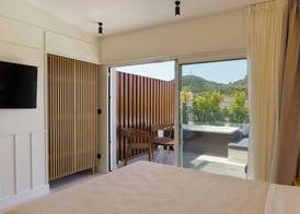 Palm Boutique Suites 5