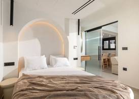 Ciel Seafront Suites 3