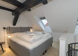 Modern Luxury Penthouse 4