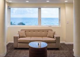 Crystal Beach Suites Miami Oceanfront Hotel 3