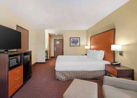 Best Western Cascade Inn & Suites 5
