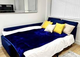 1 Bed Apartment near Old Trafford with Free car park 5