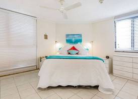 Cairns Ocean View Apartment in Aquarius 4