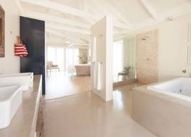 Sea Five Boutique Hotel 4