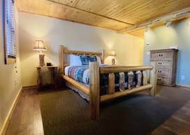 Salida Inn & Monarch Suites 5
