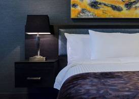 Applause Hotel Calgary Airport by CLIQUE 4