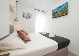 Salt & Stone - apartment with private pool 2