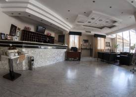 La Maison Hotel 3