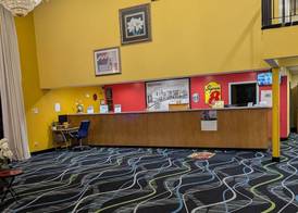 Super 8 by Wyndham Staunton 4