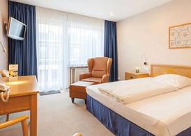 Landhotel Weserblick 3