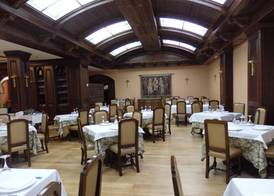 Hotel Aranda 5