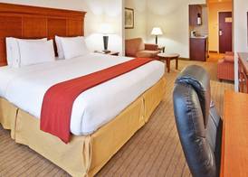 Holiday Inn Express & Suites DYERSBURG by IHG 5