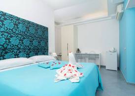 Emily Suites 3