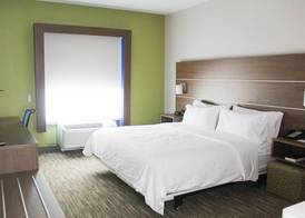 Holiday Inn Express & Suites MARTINSVILLE-BLOOMINGTON AREA by IHG 4