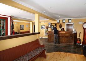 Grenfell Heritage Hotel & Suites 2