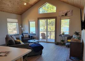 Lakeshore Lodging 5