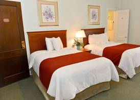 Penn Wells Hotel 4