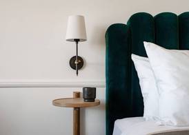Longfellow Hotel 5
