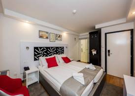 Hotel Sveti Kriz 5
