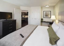 Candlewood Suites PHILADELPHIA - AIRPORT AREA by IHG 5
