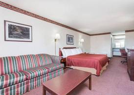 Days Inn by Wyndham Royston 5